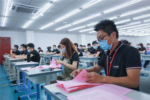 江山艺术文化培训学校第一次工会会员大会圆满结束